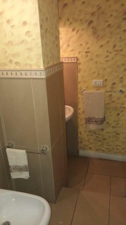 Bastiano'S Rooms Catania-Fontanarossai nemzetközi repülőtér Kültér fotó