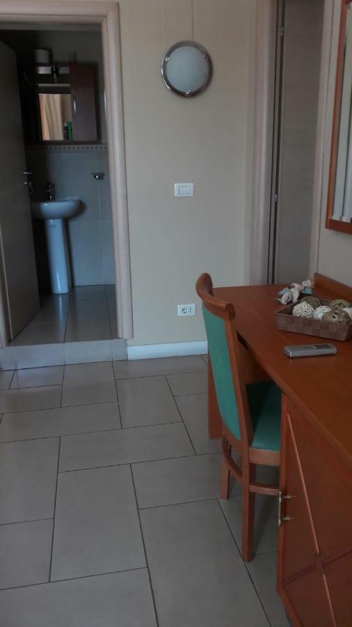 Bastiano'S Rooms Catania-Fontanarossai nemzetközi repülőtér Kültér fotó