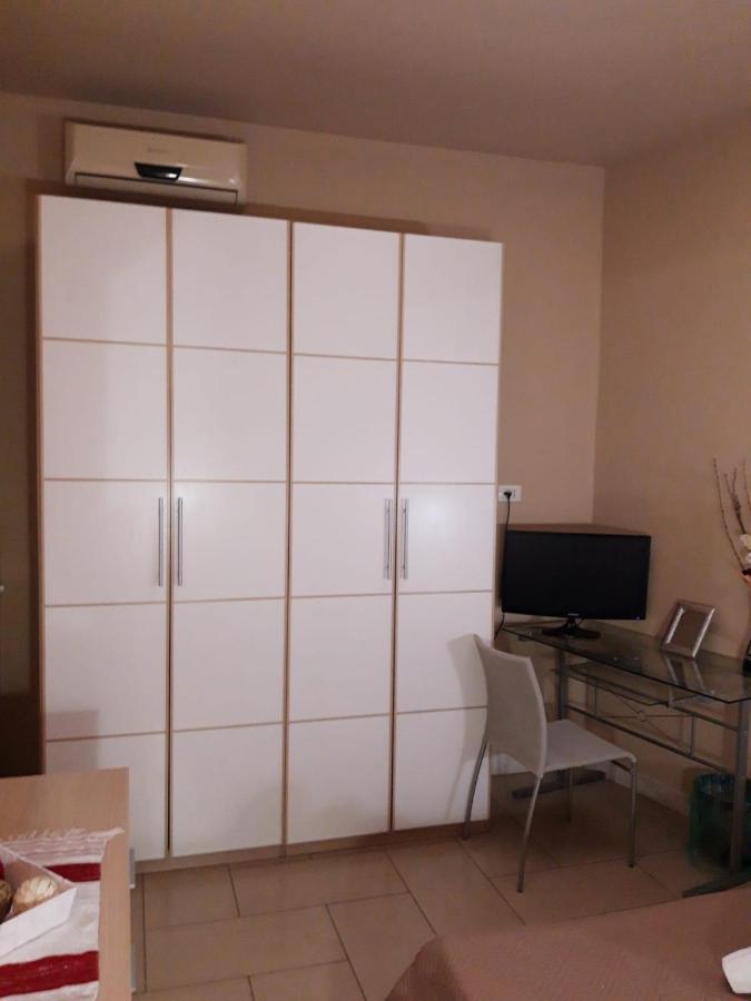 Bastiano'S Rooms Catania-Fontanarossai nemzetközi repülőtér Kültér fotó